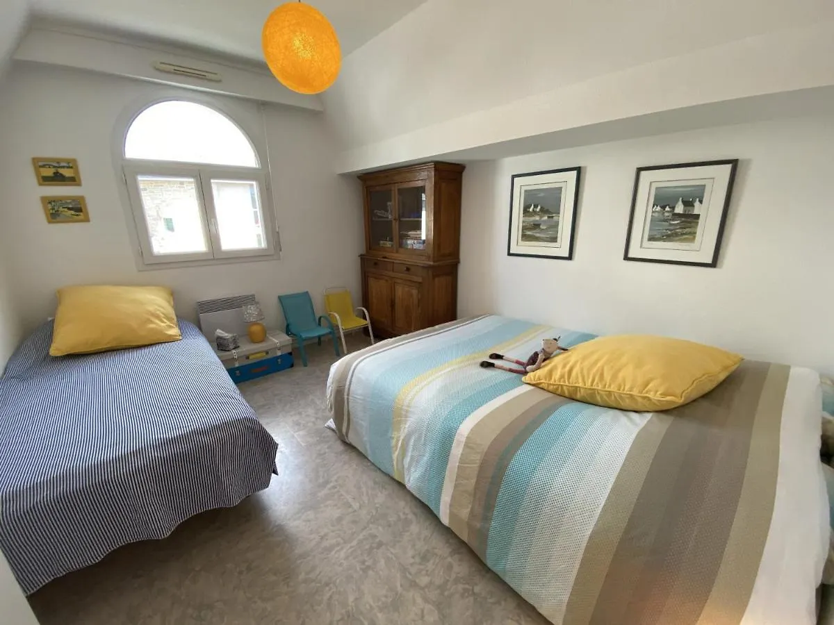 Larmor-Plage : Appartement T3 Avec Terrasse Et Garage - Fr-1-349-155 0*,